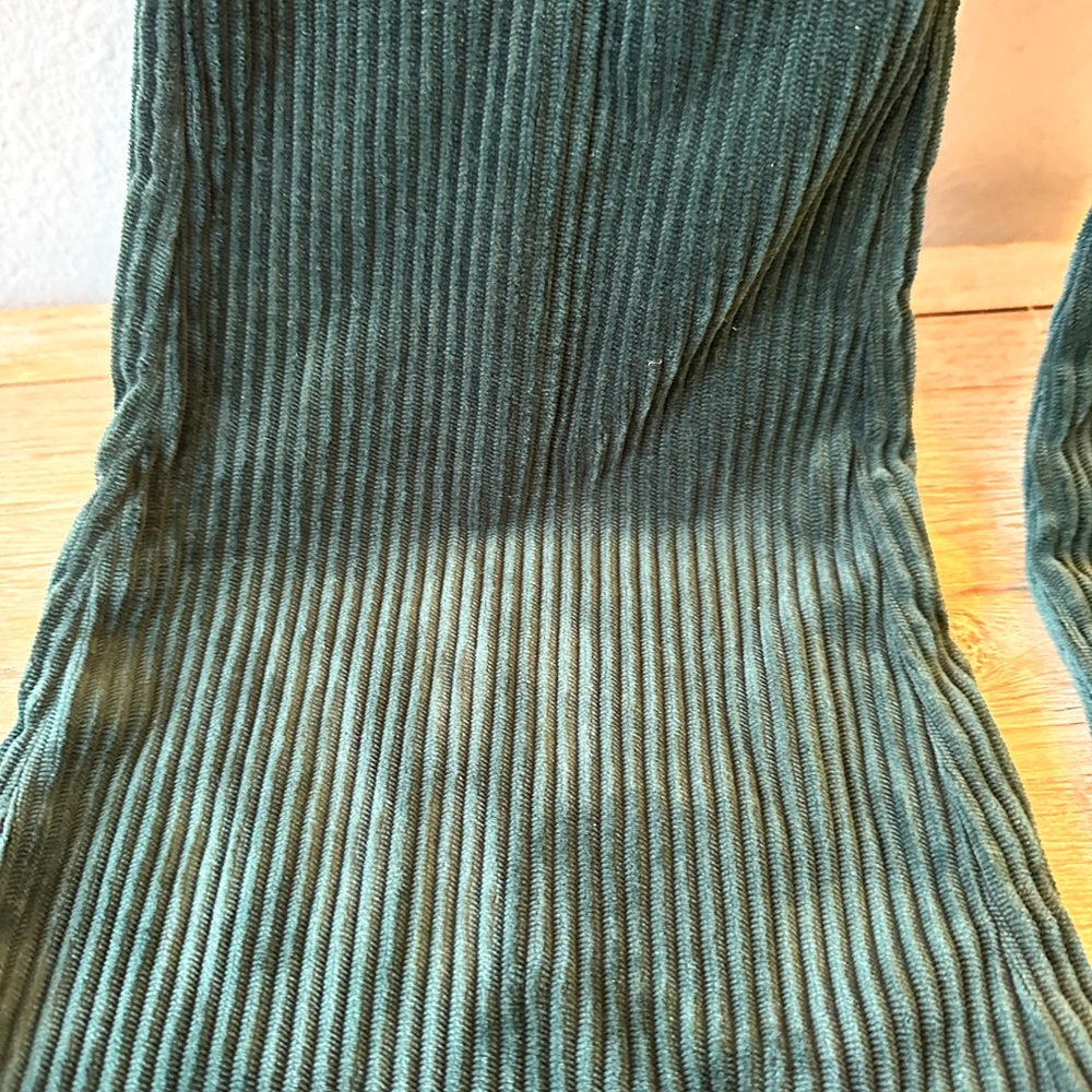 Bagatelle Green Corduroy Pull On Soft Flared Pant Size XS - Picture 3 of 4